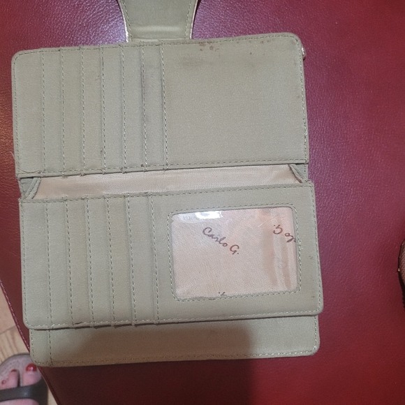 Wallets - Picture 11 of 13